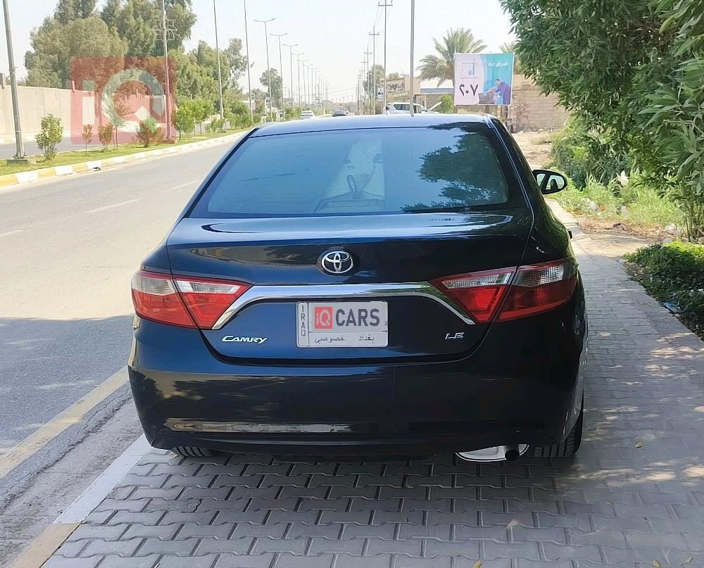 تۆیۆتا کامری